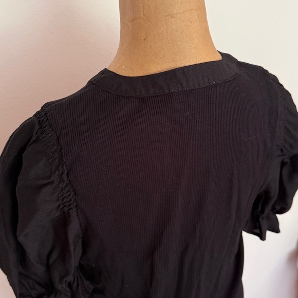 Pomander Place sz XS Black Puff Sleeve Rayon stretch Blouse great pre owned cond - Picture 5 of 9